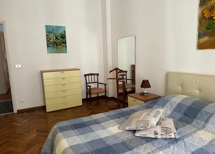 Apartment Square By Wonderful Italy