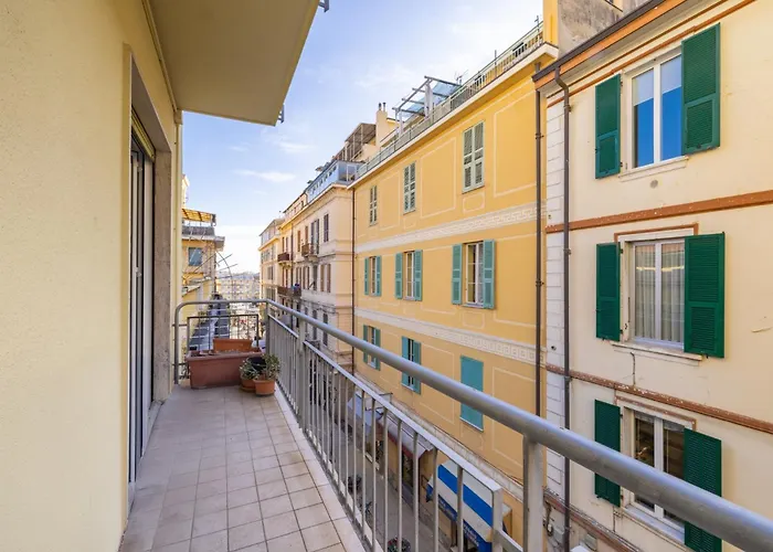 Apartment Square By Wonderful Italy